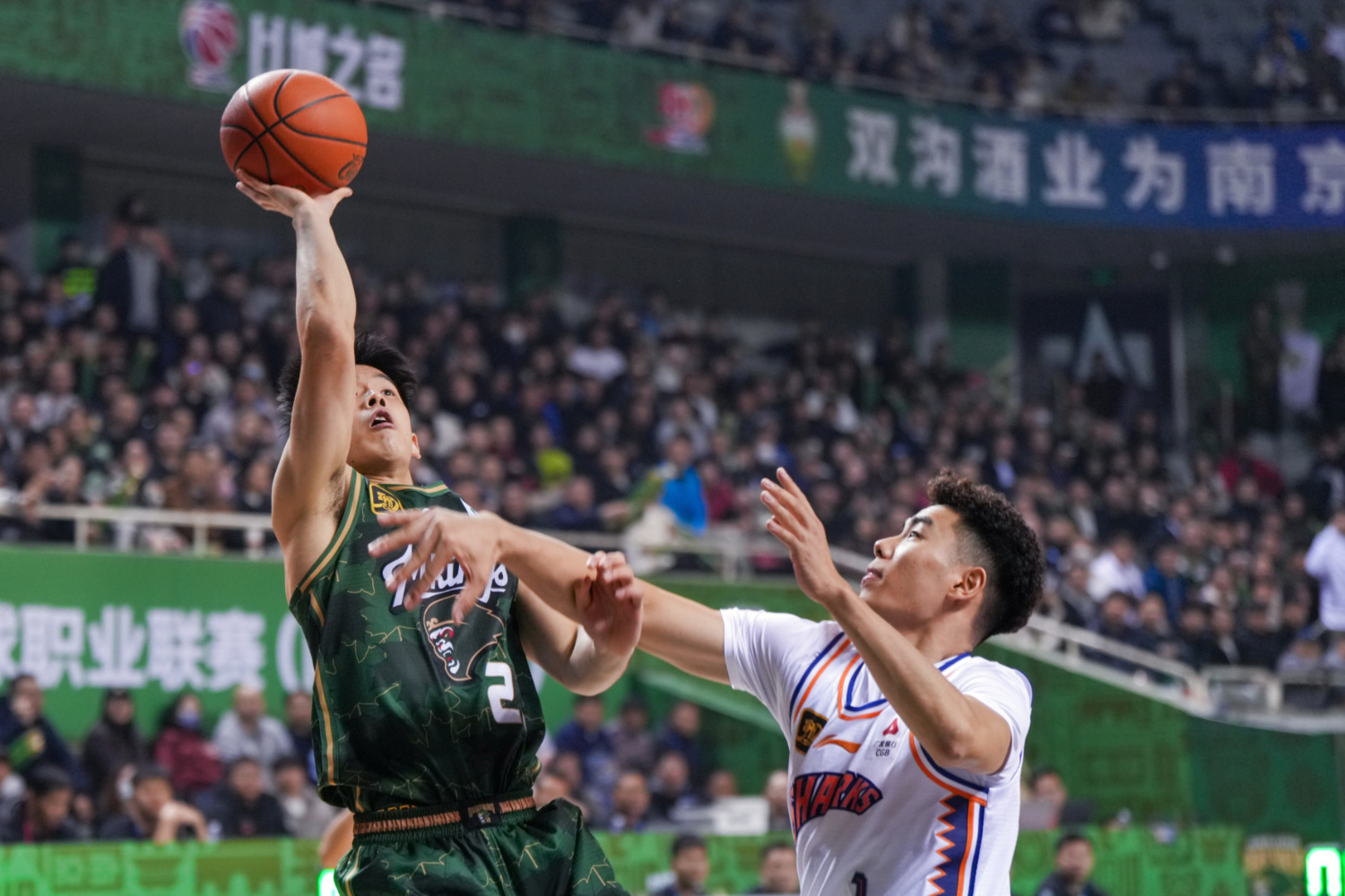 关于上海队大胜，球员状态回暖，备战下一场比赛的信息