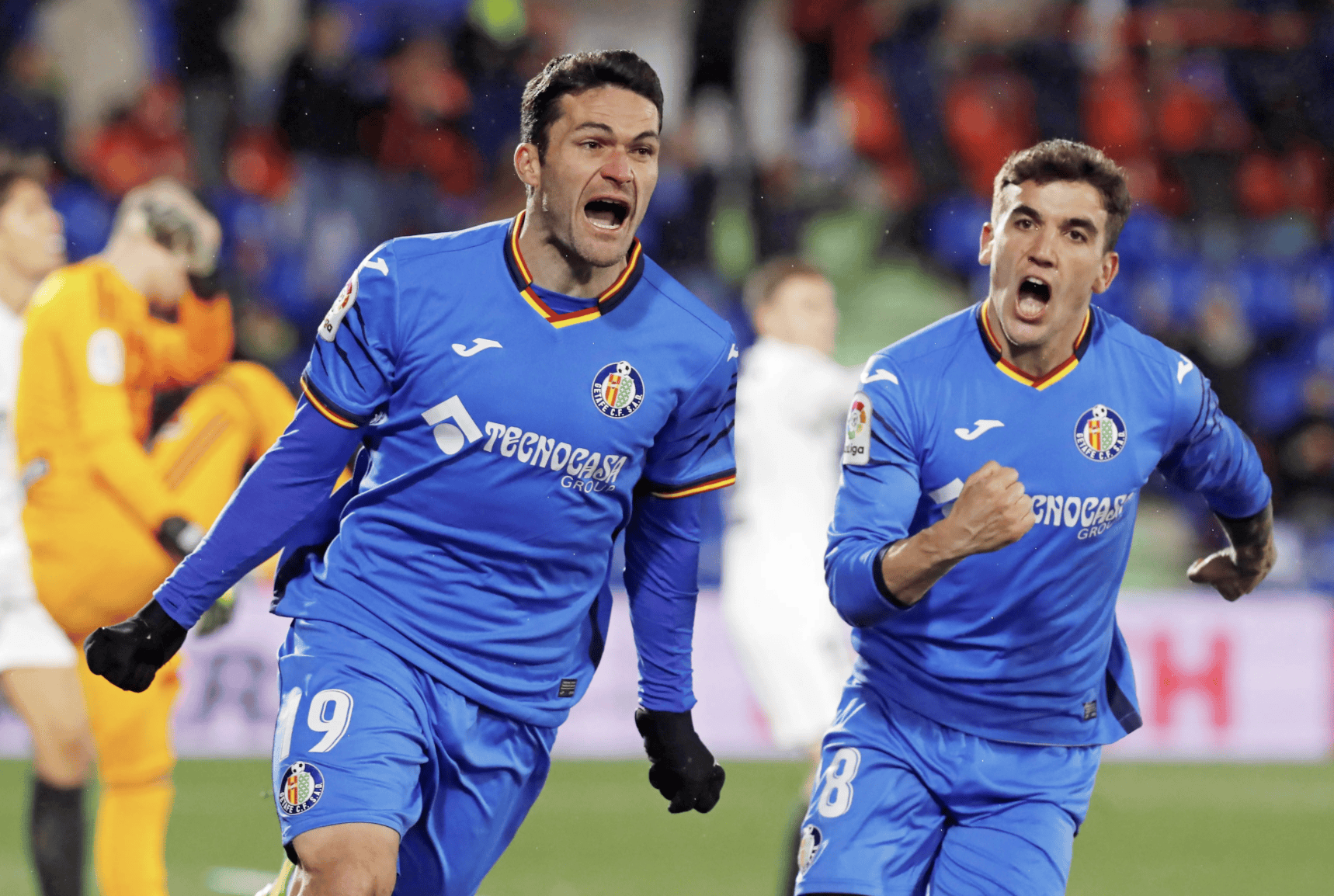 开云体育下载-西甲联赛巴萨欧冠前途未卜，遭遇连败压力