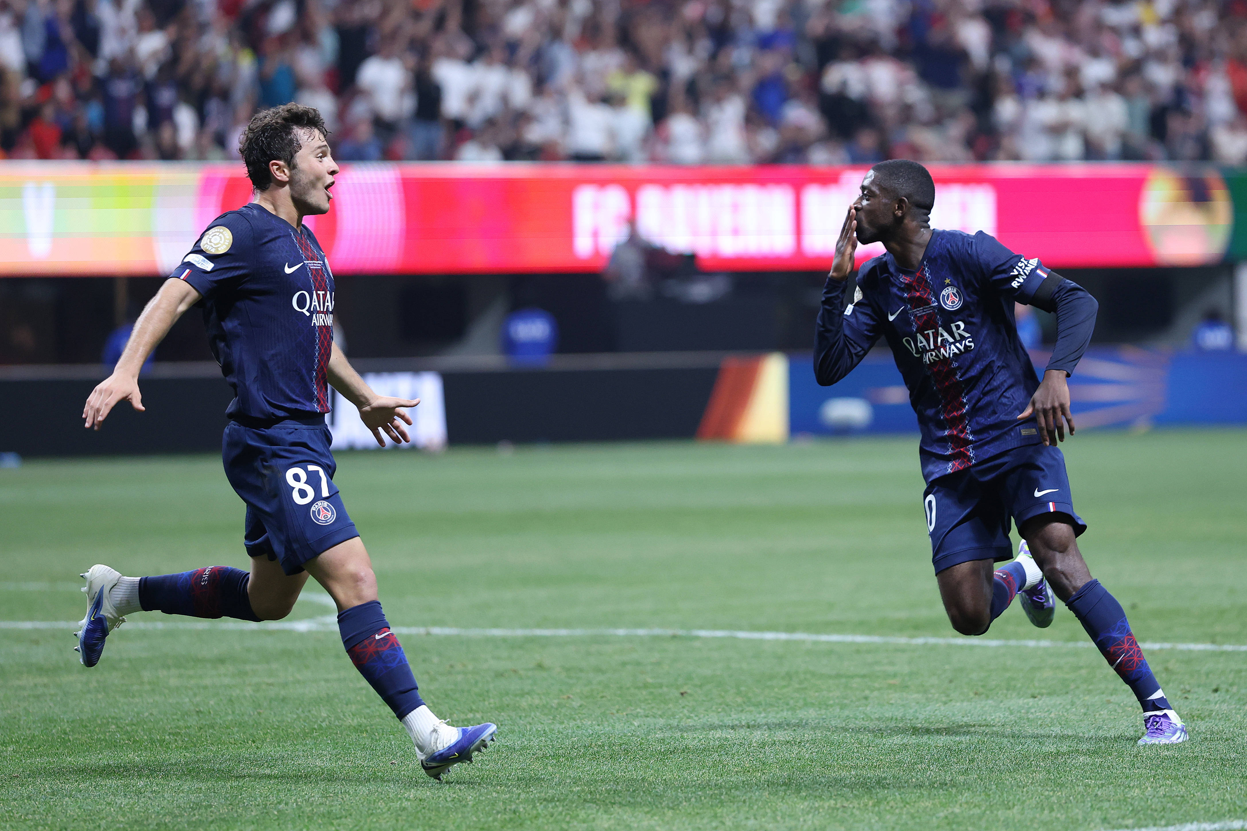 开云体育登录-加拿大鏖战拜仁，马尔基尼奥斯送出助攻