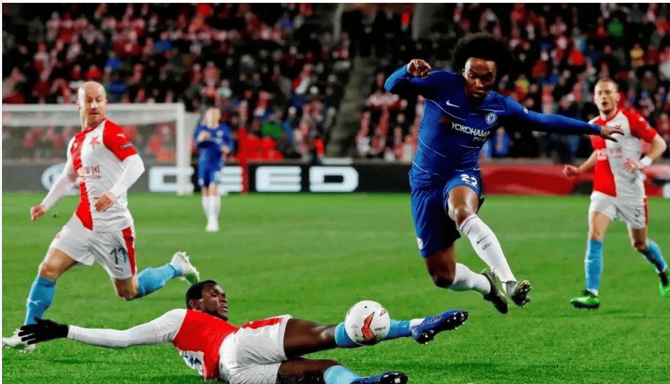 冷门频出!足球战况跌宕起伏的简单介绍 冷门频出!足球战况跌宕起伏的简单介绍