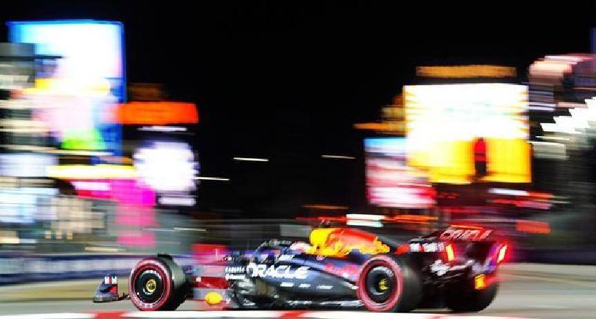 哈斯车队逆转迈凯伦,维斯塔潘关键制胜 哈斯车队逆转迈凯伦,维斯塔潘关键制胜