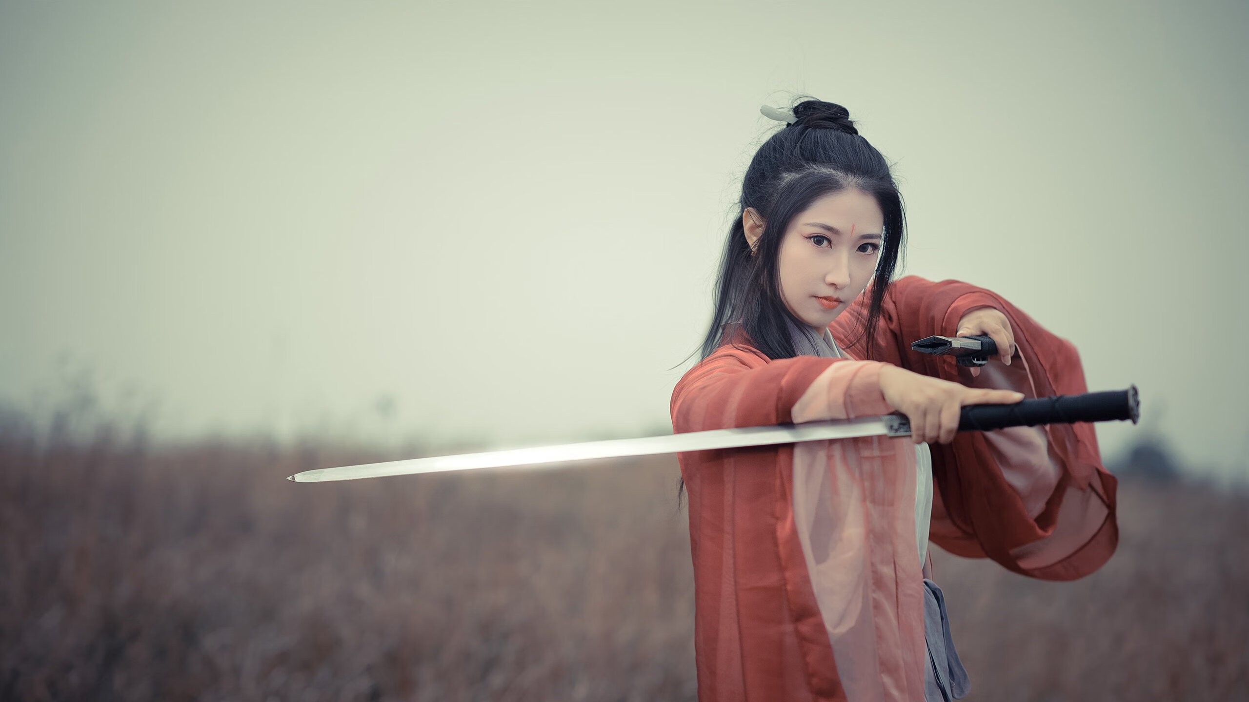 里昂单节掀翻摩纳哥，皮克用硬仗证明何为王者之心