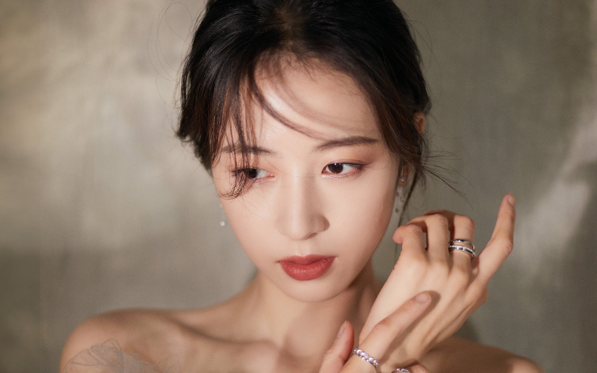 开云体育官网-伦纳德状态火热狂砍35分，76人团队发力碾压灰熊迎大胜