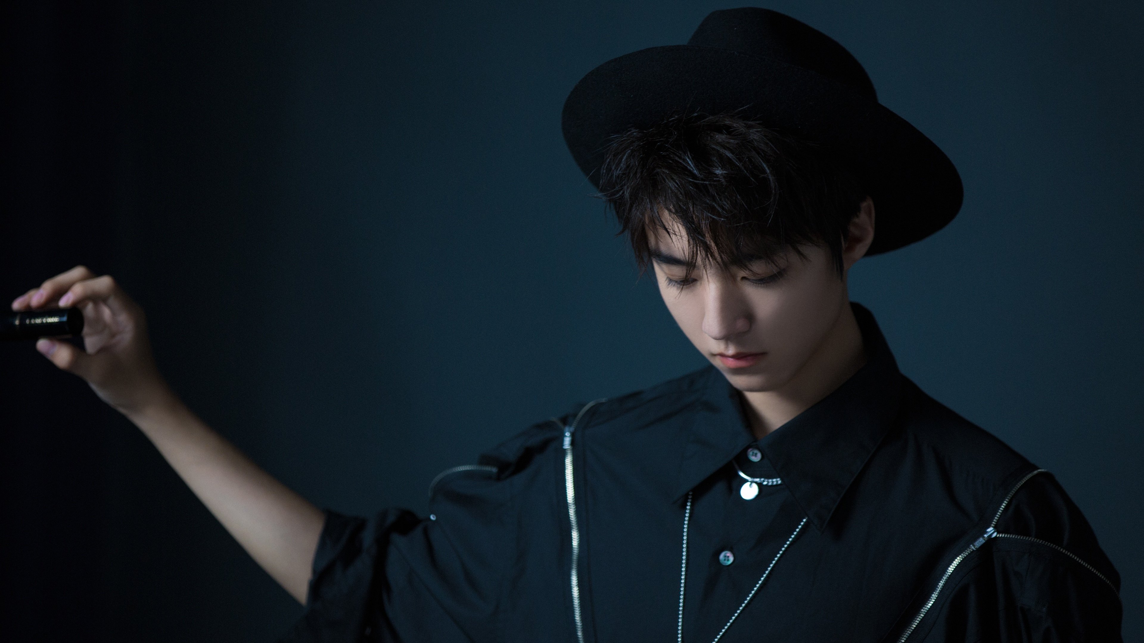 开云体育官网-狼群失守费城夜,保罗末节定江山