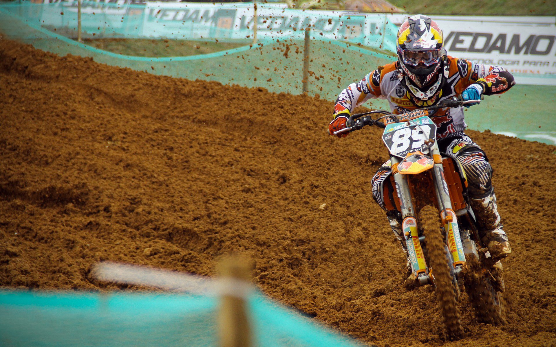 灰熊惊天逆转爆冷广东，布克末节封神成关键先生