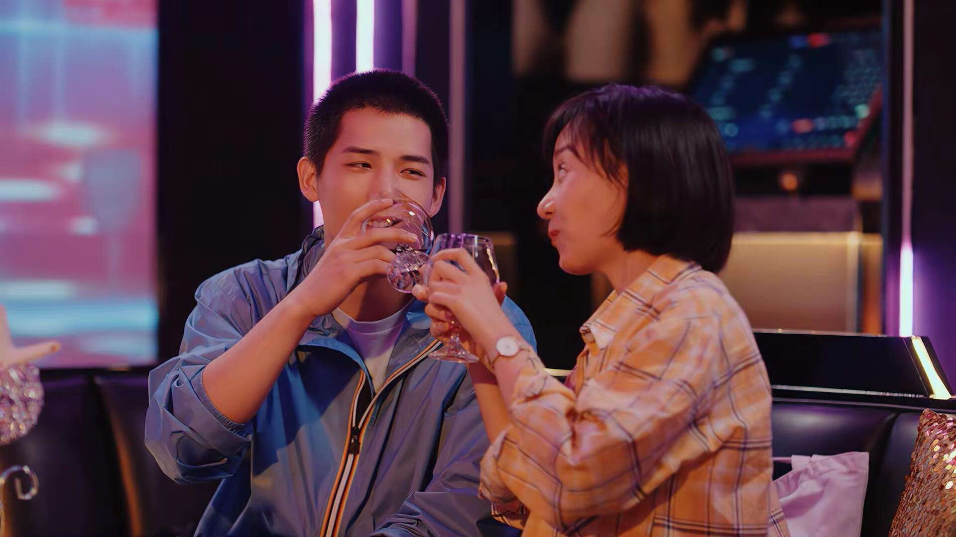 钢铁之师逆转浮华幻梦，维尼修斯独舞照见足球的残酷真理