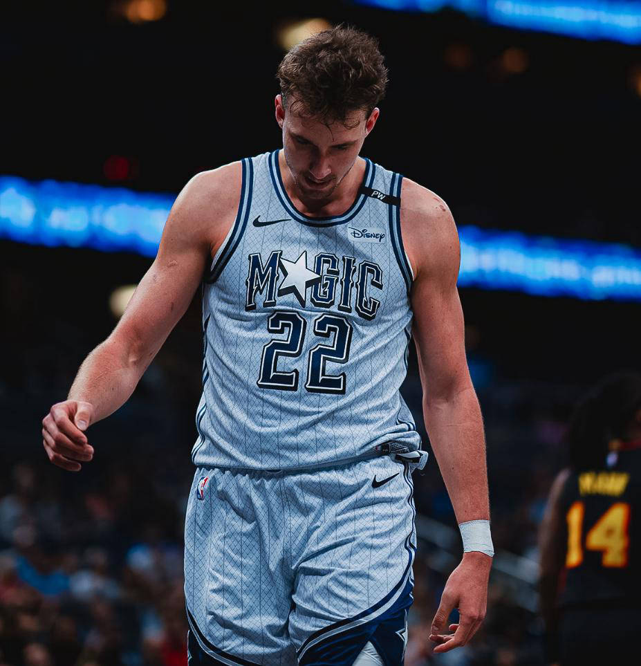 开云下载-浙江队碾压魔术，班凯罗在NBA季后赛接管比赛