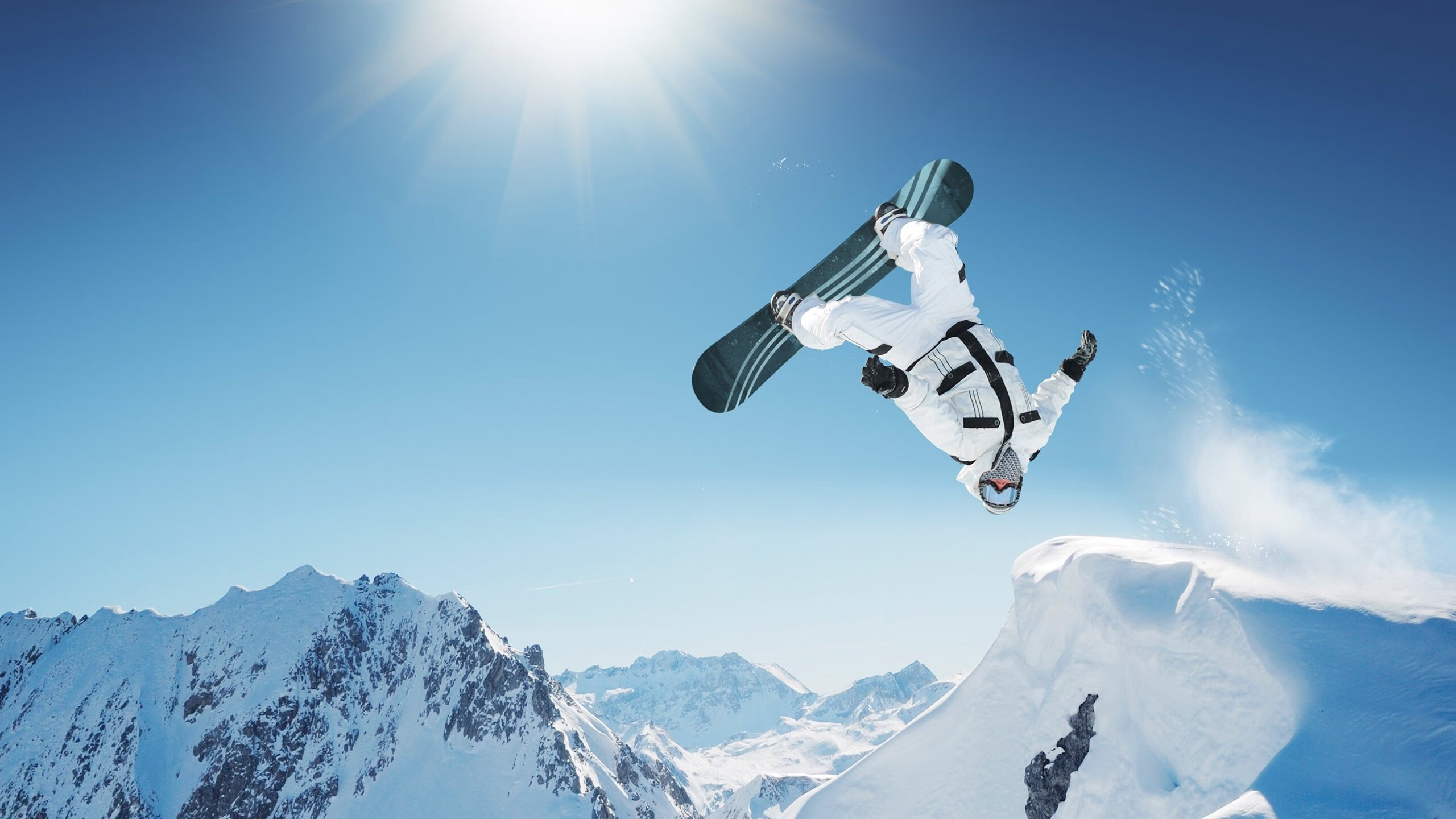 开云体育官方网站-乌克兰力量闪耀安菲尔德!马丁内利关键进球助球队压制利物浦